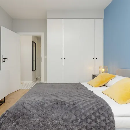 Modern With Balcony Mokotow Business Centre By Renters ワルシャワ