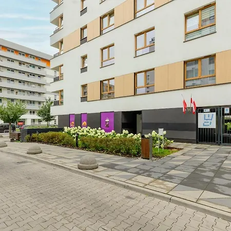 Modern With Balcony Mokotow Business Centre By Renters Apartment