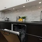 Modern With Balcony Mokotow Business Centre By Renters Apartmán *